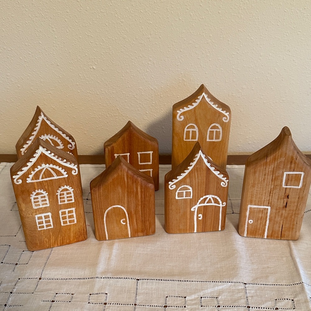 Handcrafted Wooden Holiday House Set - Natural Brown
